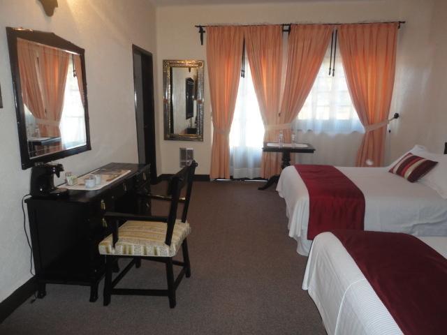 Hotel Royal Spa Zimapán Oda fotoğraf